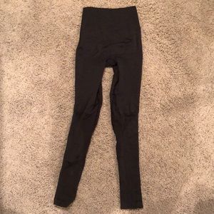 Zone In Tight Lululemon Leggings
